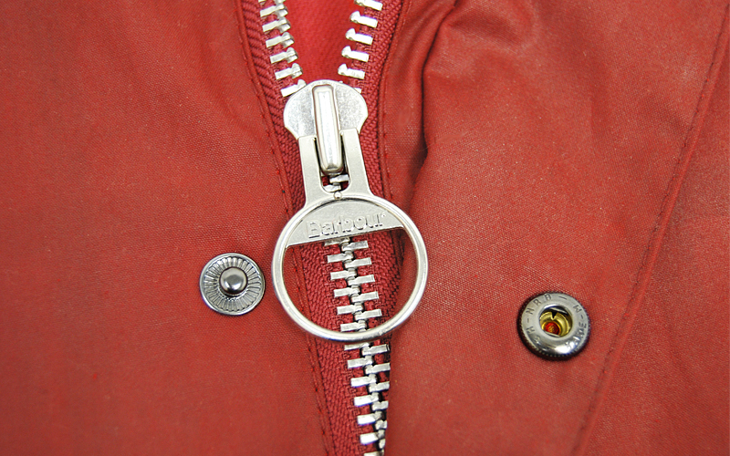 http://www.houyhnhnm.jp/fashion/news/images/logo_red3.jpg