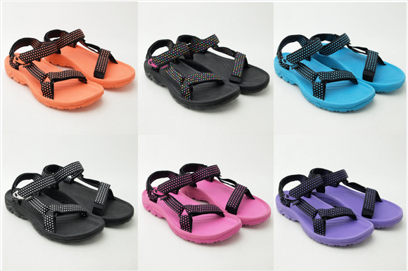 http://www.houyhnhnm.jp/fashion/news/images/teva.jpg