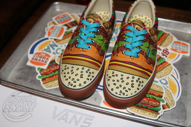 http://www.houyhnhnm.jp/fashion/news/images/the-cobrasnake-colette-vans-vault-era-preview-1.jpg