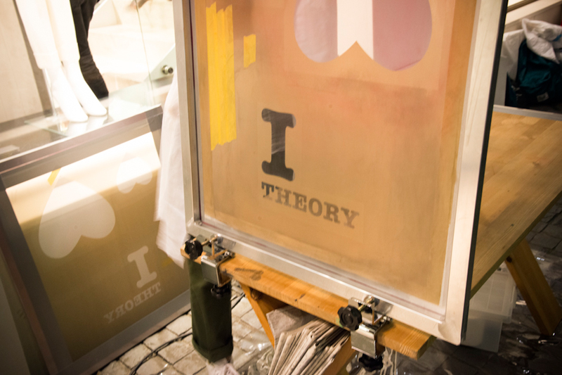 http://www.houyhnhnm.jp/fashion/news/images/theo_006.jpg