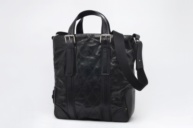 http://www.houyhnhnm.jp/fashion/news/images/totebag.jpg