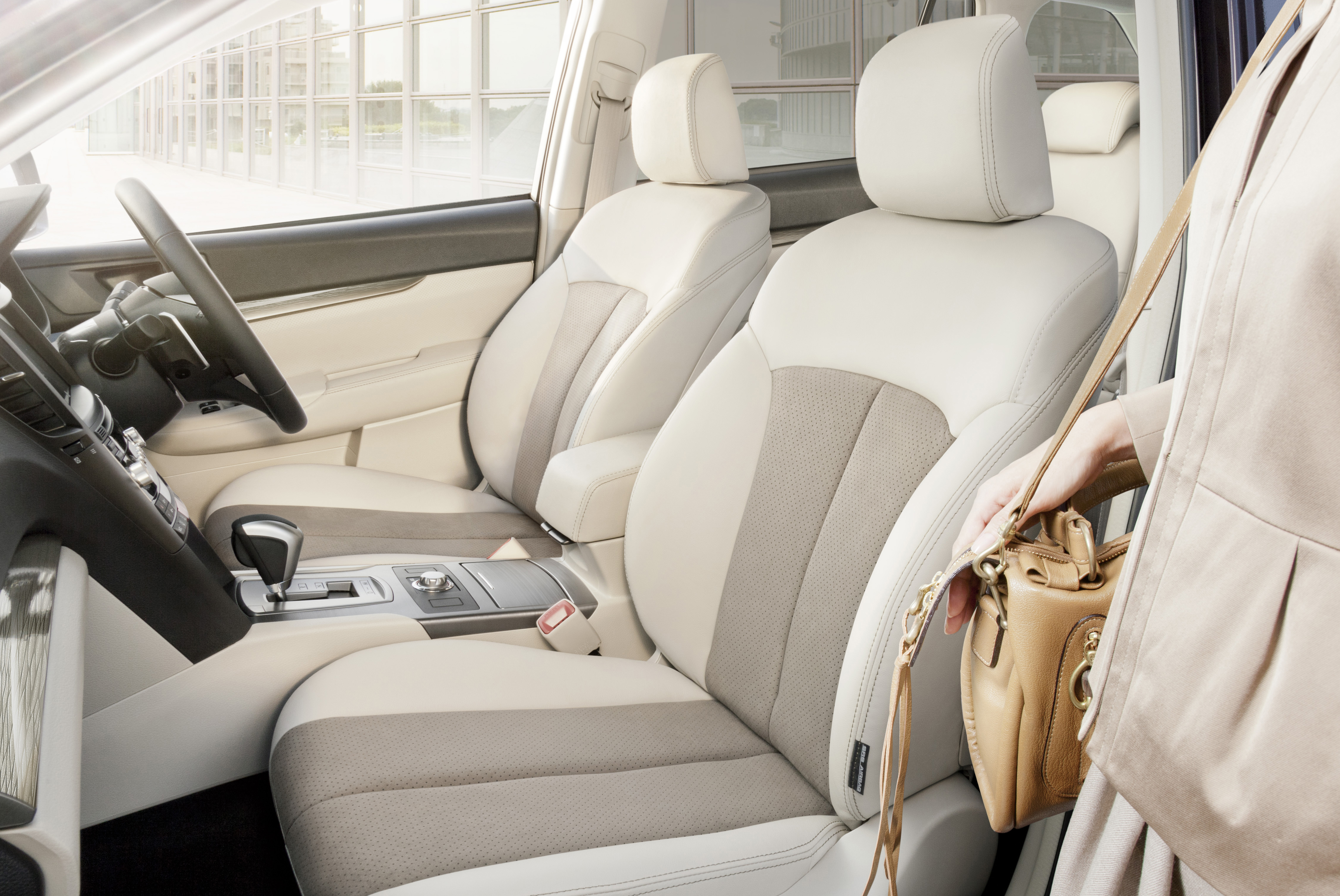 http://www.houyhnhnm.jp/lifestyle/news/images/SEAT.jpg