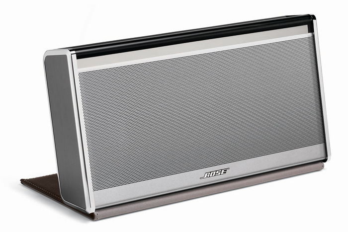 http://www.houyhnhnm.jp/lifestyle/news/images/bose_SoundLink_Wireless_Mobile_speaker-LX_.jpg