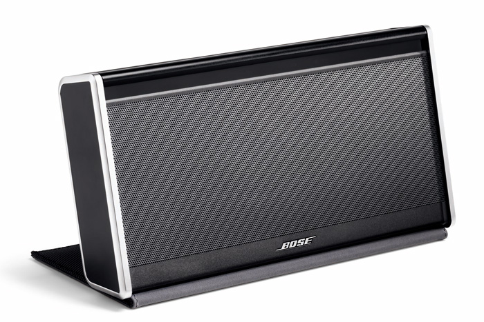 http://www.houyhnhnm.jp/lifestyle/news/images/bose_SoundLink_Wireless_Mobile_speaker_.jpg