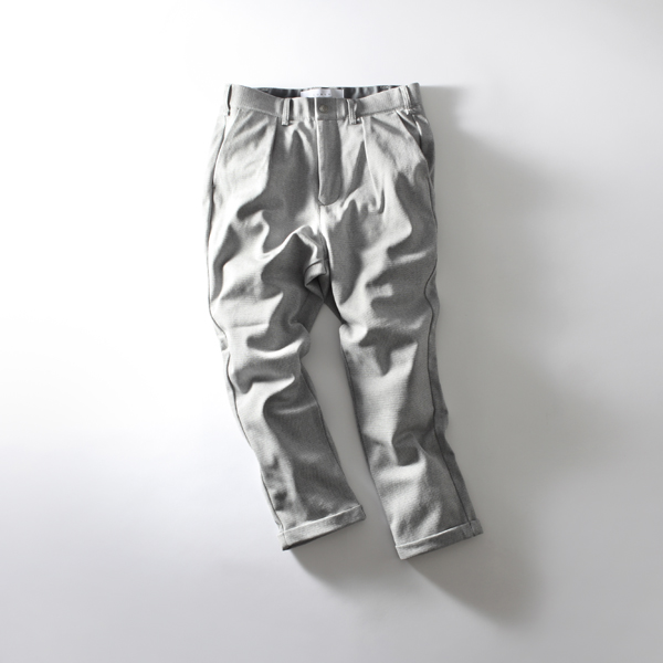 http://www.houyhnhnm.jp/news/images/BRIGHT%20AC%20TROUSERS4.jpg