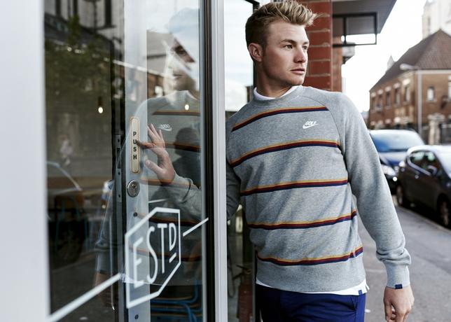 http://www.houyhnhnm.jp/news/images/Oliver_Fisher_AW44_Crew_43878.jpg