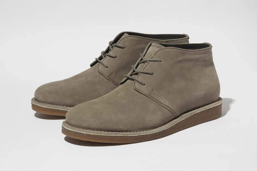 http://www.houyhnhnm.jp/news/images/banff_desert_chukka_taupe_01.jpg