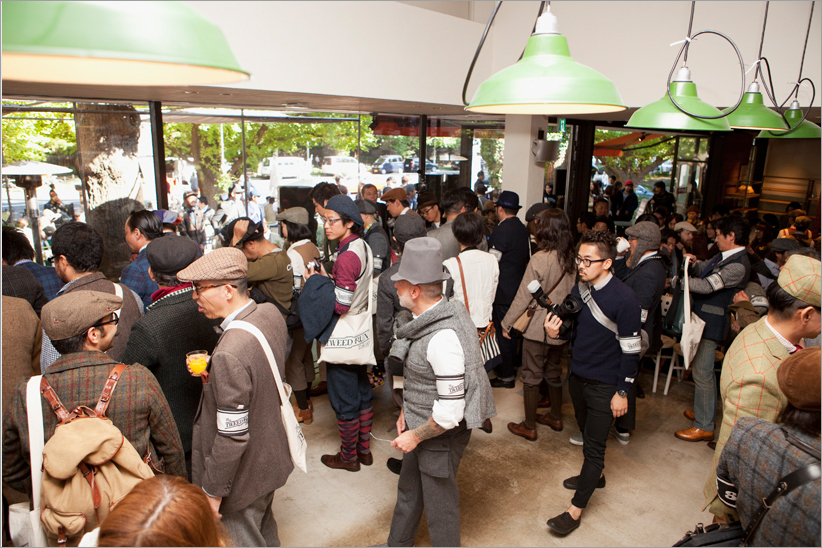 http://www.houyhnhnm.jp/news/images/top_tweedrun1019024.jpg