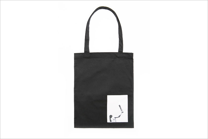 http://www.houyhnhnm.jp/news/images/totebagmain.jpg