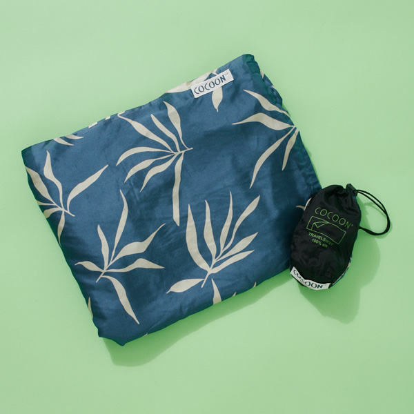 /archives/feature/images/af02c.jpg