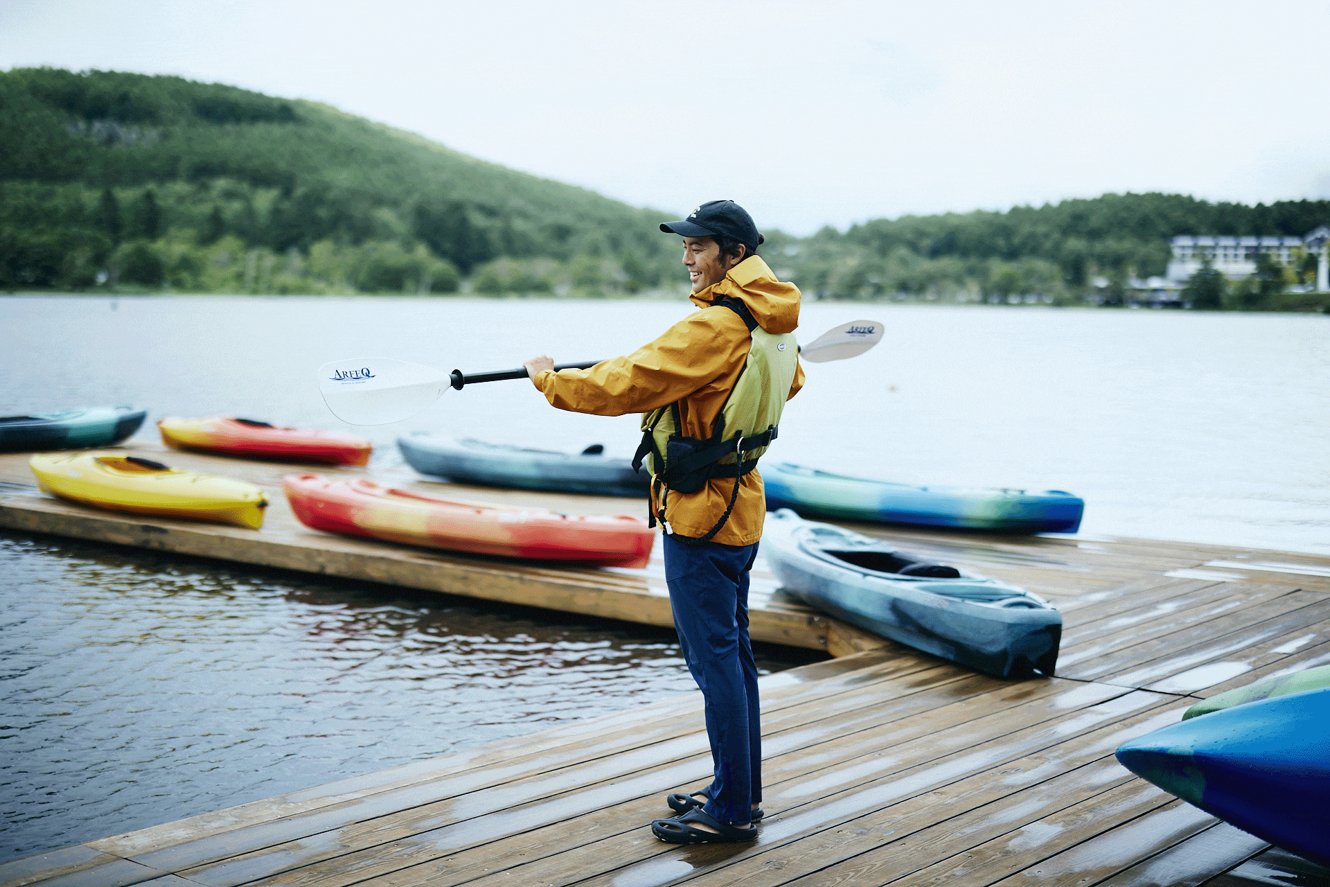Garage's The Outdoor Journal グラディエーターに、カヌーとバイクとキャンプを詰め込んで。 feature