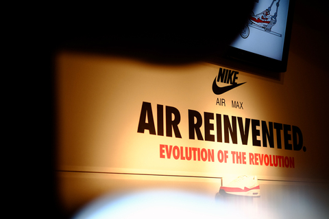 nike-air-max-air-reinvented-installation-juice-hong-kong-1.jpg