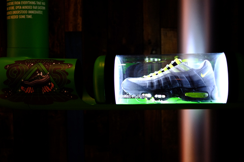 nike-air-max-air-reinvented-installation-juice-hong-kong-2.jpg
