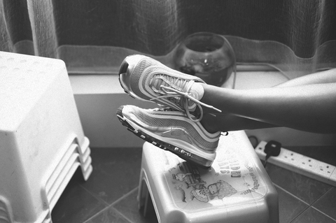 nike_air_max_evolution_of_the_revolution_styling_shoot_behind-the-scenes-2.jpg