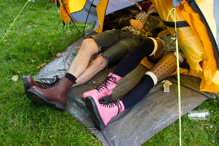 Drench_Leg_Down_Cherry_Pink_tent_3.jpg