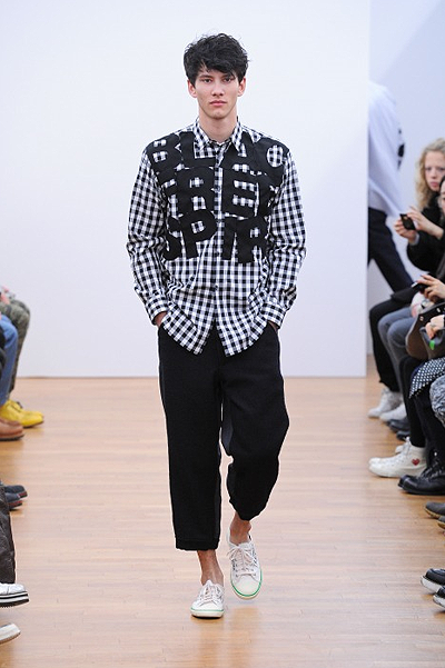 CDG2012AW-COMME-des-GARCONS-SHIRT-12.png