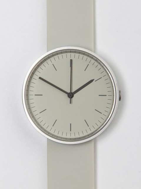 uni0021gry_01.jpg