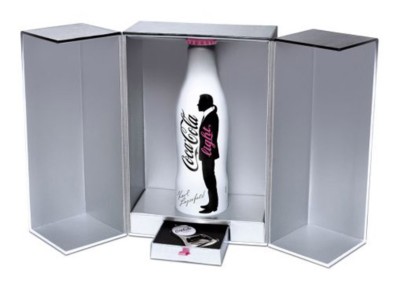 tm_coca-cola-light-karl-lagerfeld-box-set-02[1].jpeg