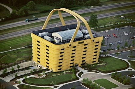 Longaberger-Bag-Building6-640x426.jpg