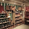 SHOES & BOOTS
