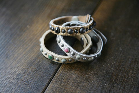 BRACELET-VINTAGE CUFF METAL.JPG