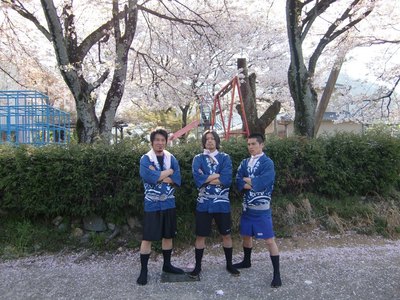外ではっぴ