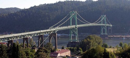 800px-StJohnsBridge.jpg