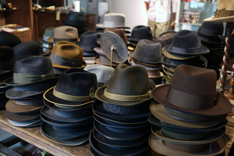 hat08192.jpg