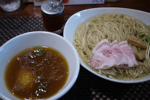 yamaguchitoritsukesoba01.jpg