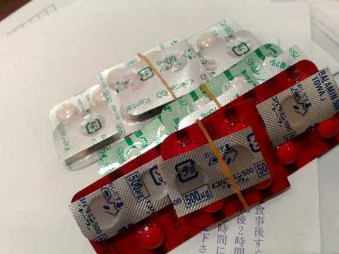 jedi_091003_medicine.jpg