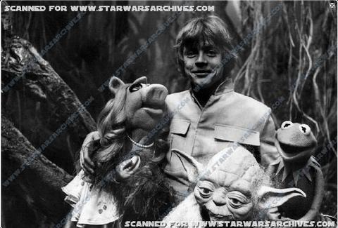 jedi_miss_piggy_with_luke_yoda.jpg
