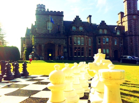 castle-ches.JPG