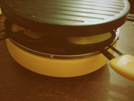 raclette machine.JPG