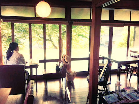 cafe.jpg