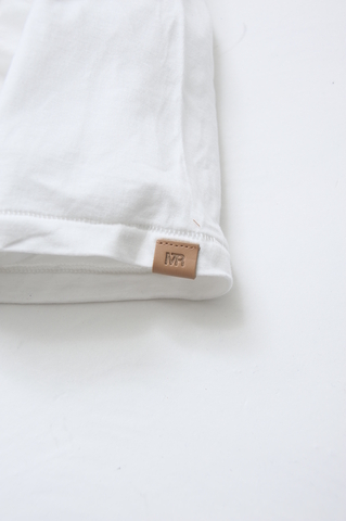 0902T02WHITE_TAG.jpg