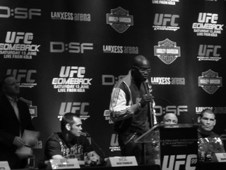 UFC99-2-05.jpg