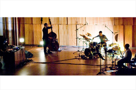 Vladislav Delay Quartetのライブツアーが開催！