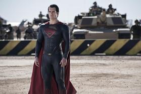 『マン・オブ・スティール』のレッドカーペット観覧にご招待！