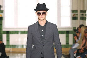 KRISVANASSCHE