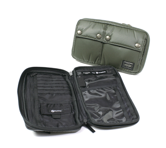 UC112-YD19_black.jpg