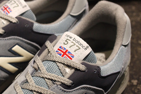 英国製のNB577、店舗限定で登場です。