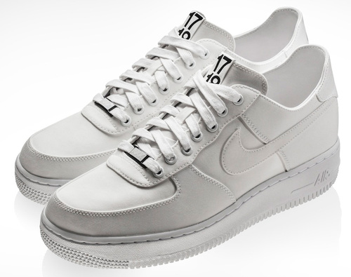 DSM-AF1_White-Pair.jpg