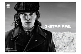 注目の俳優とトップモデルを起用したG-Star RAWのキャンペーン。