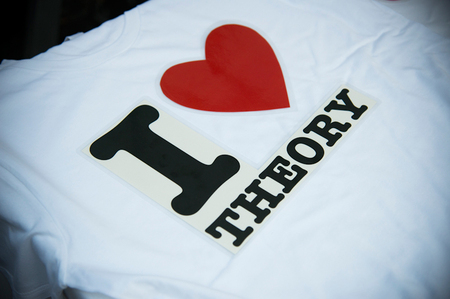theo_002.jpg