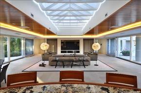 Michael Jordan family room.JPEG