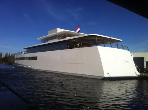 Steve_Jobs_yacht_back.jpeg