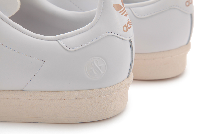 adidassonskjsnfvghjshf.jpg