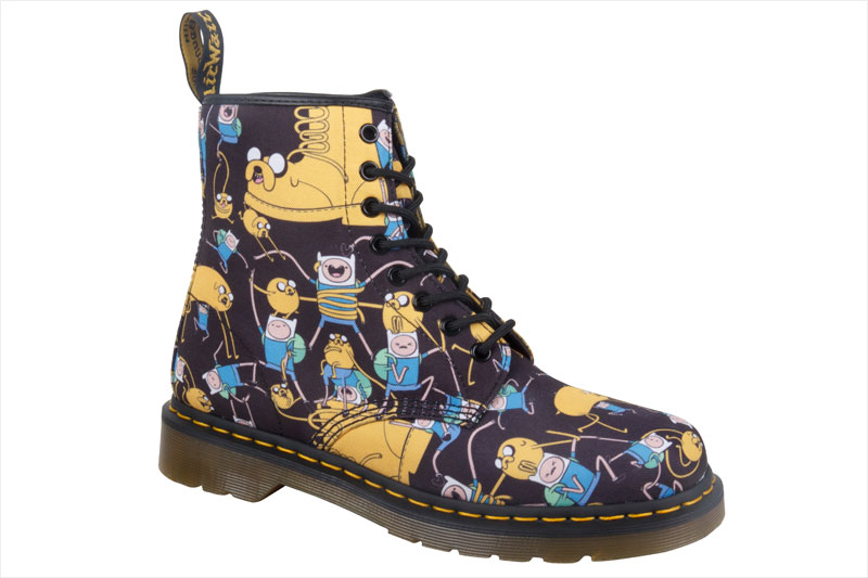 親子で履きたい、DR. MARTENSとADVENTURE TIMEのコラボブーツ。