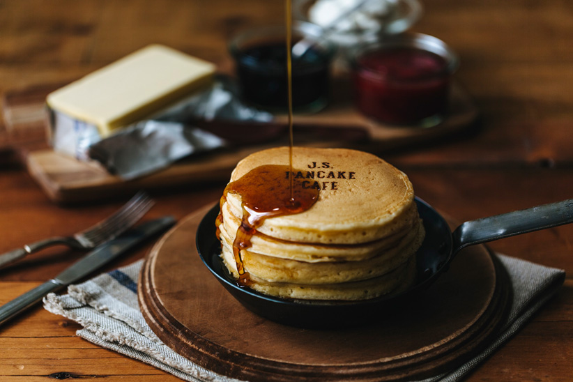 先着プレゼントも用意。J.S.PANCAKE CAFEが新たな2店舗をオープン。