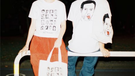This T-shirt is a collaboration with .efiLevol, bursting with the twisted sensibilities of 12-year-old illustrator "Mondo-kun.